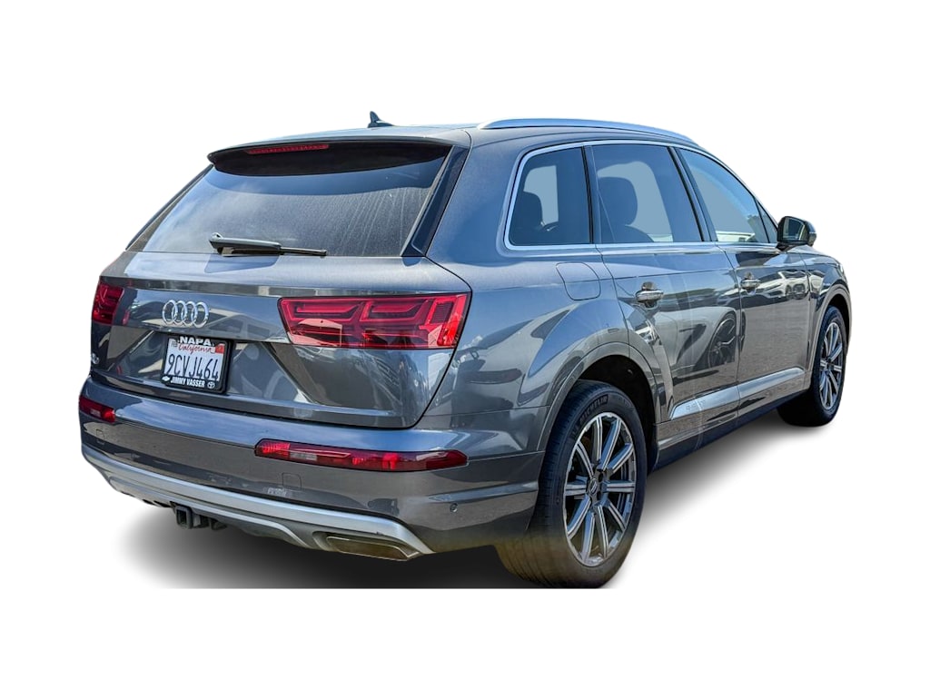 Thumbnail: 2019 Audi Q7 - 9
