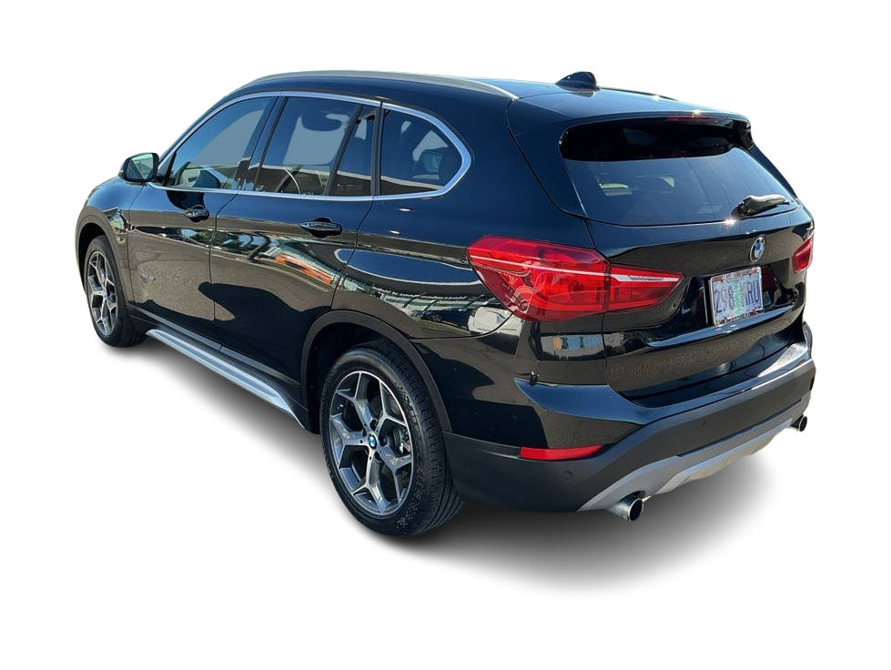 Thumbnail: 2016 BMW X1 - 3