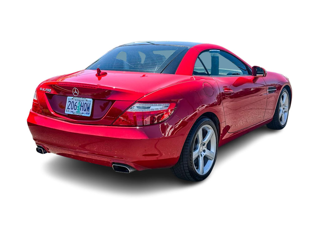 Thumbnail: 2015 Mercedes-Benz SLK - 18