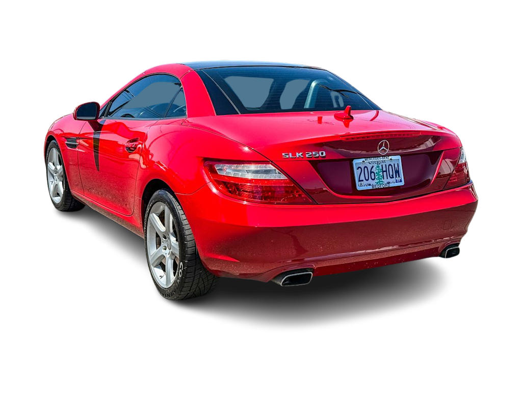 Thumbnail: 2015 Mercedes-Benz SLK - 3
