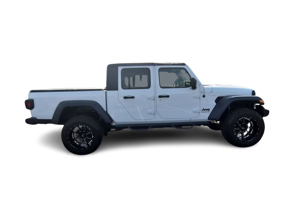 Thumbnail: 2020 Jeep Gladiator - 17