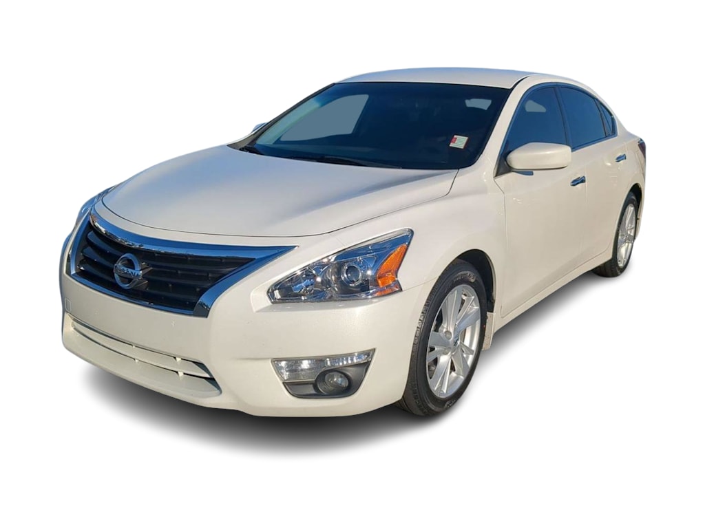Thumbnail: 2015 Nissan Altima - 18