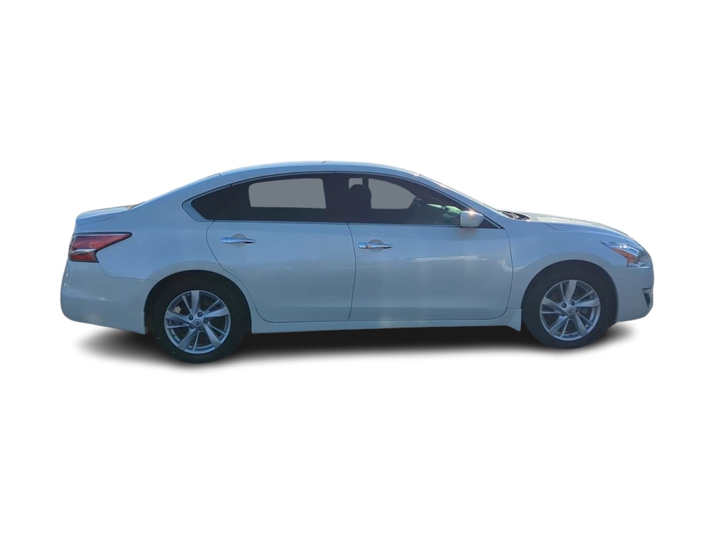 Thumbnail: 2015 Nissan Altima - 25