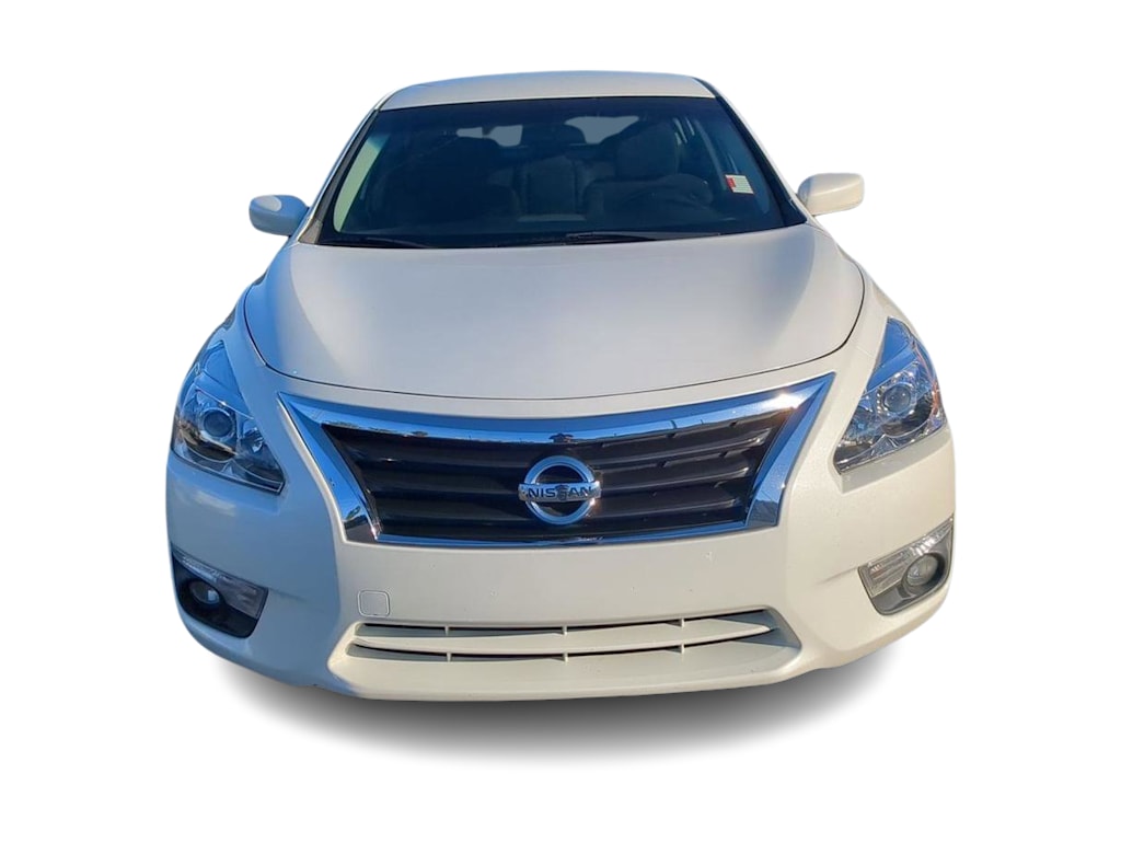 Thumbnail: 2015 Nissan Altima - 27