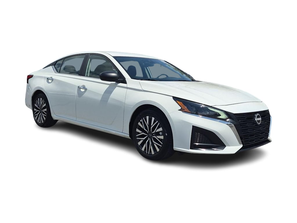 Thumbnail: 2025 Nissan Altima - 20