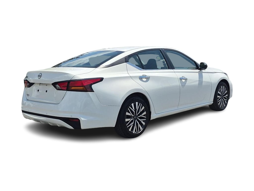 Thumbnail: 2025 Nissan Altima - 22