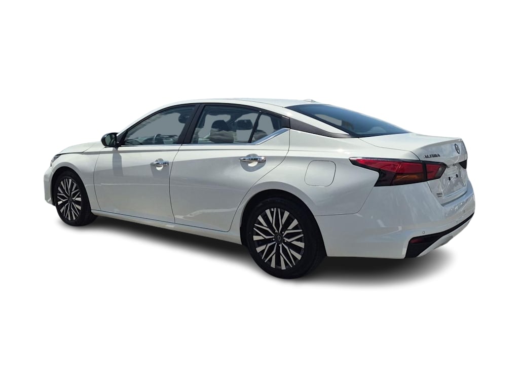 Thumbnail: 2025 Nissan Altima - 4
