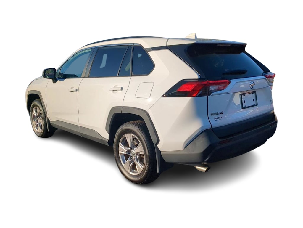 Thumbnail: 2022 Toyota RAV4 - 4