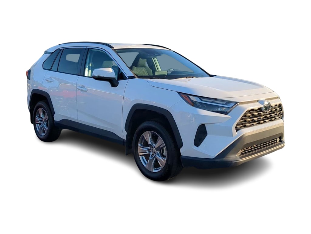 Thumbnail: 2022 Toyota RAV4 - 28