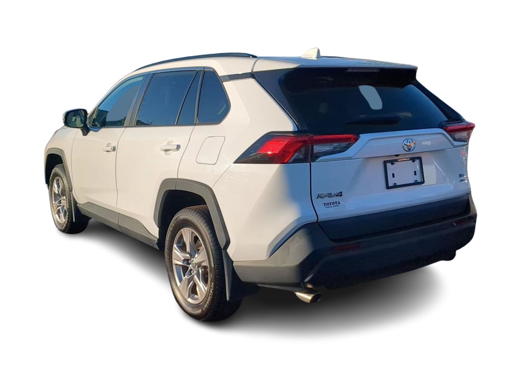 Thumbnail: 2022 Toyota RAV4 - 24