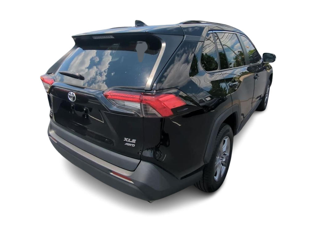 Thumbnail: 2022 Toyota RAV4 - 22