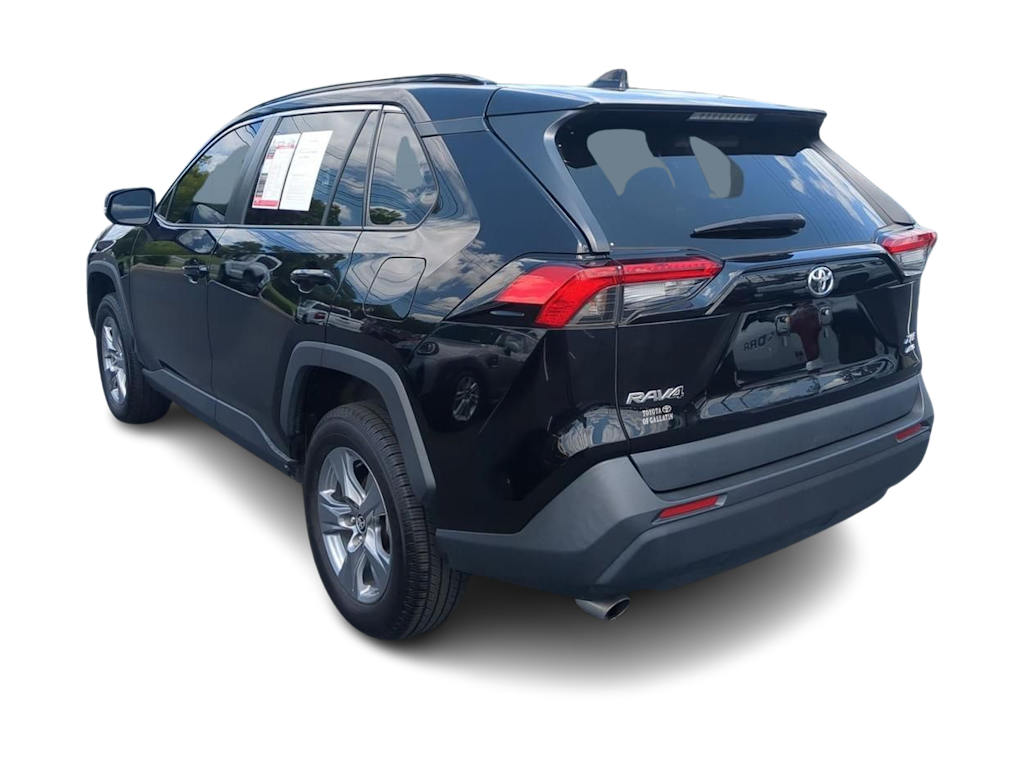 Thumbnail: 2022 Toyota RAV4 - 29
