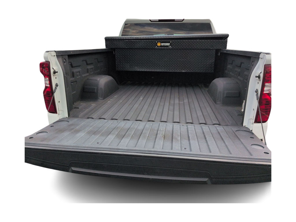 Thumbnail: 2023 Chevrolet Silverado 1500 - 17