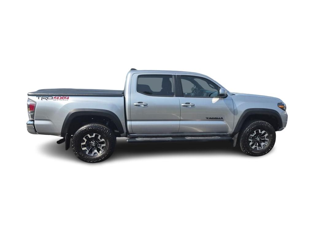 Thumbnail: 2022 Toyota Tacoma - 17