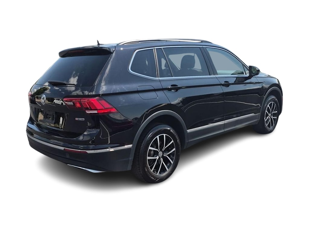 Thumbnail: 2021 Volkswagen Tiguan - 17