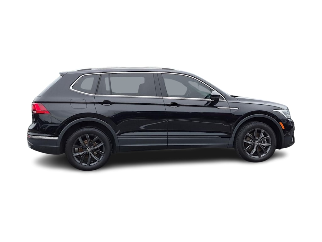 Thumbnail: 2024 Volkswagen Tiguan - 23