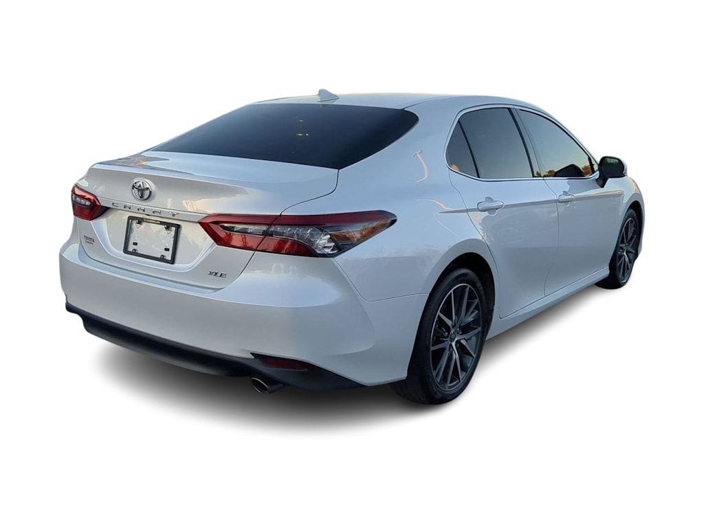 Thumbnail: 2023 Toyota Camry - 22