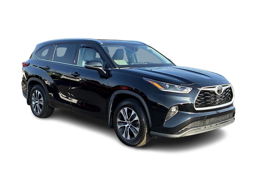 Thumbnail: 2021 Toyota Highlander - 22