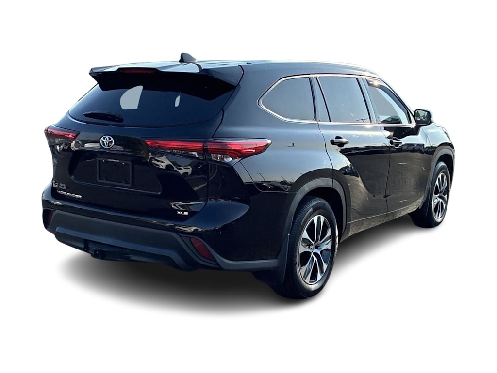 Thumbnail: 2021 Toyota Highlander - 20
