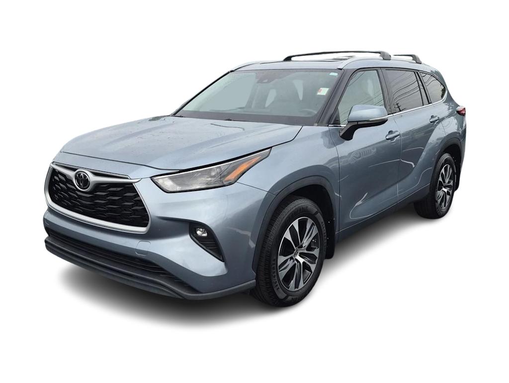 Thumbnail: 2022 Toyota Highlander - 22