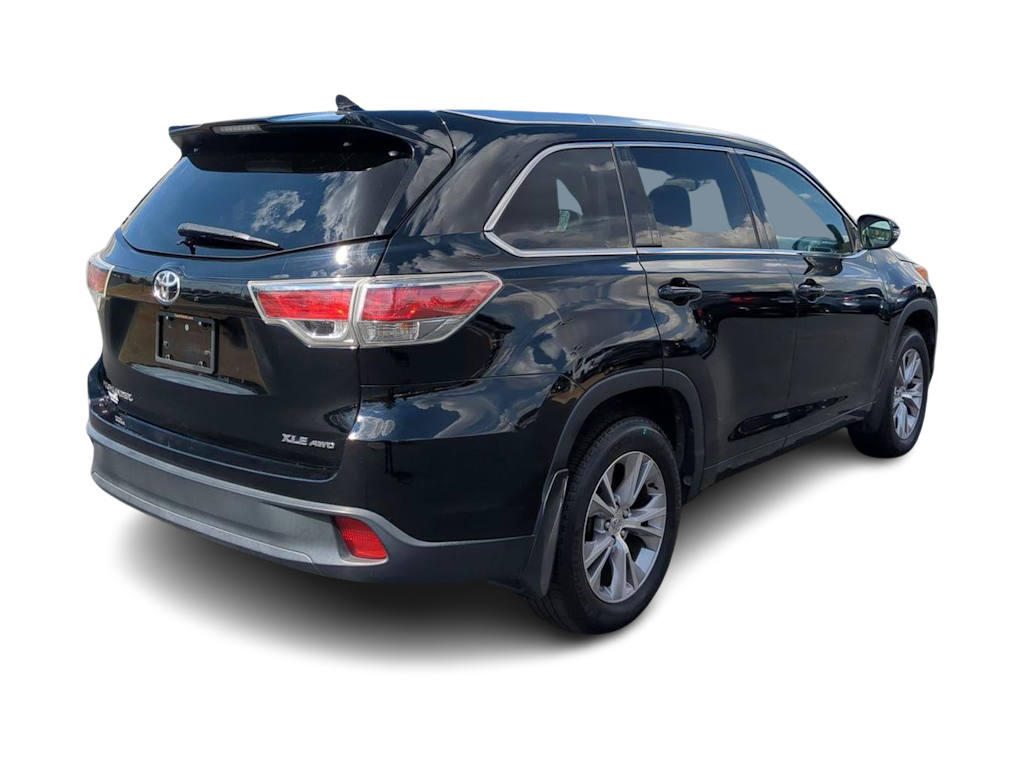 Thumbnail: 2014 Toyota Highlander - 25