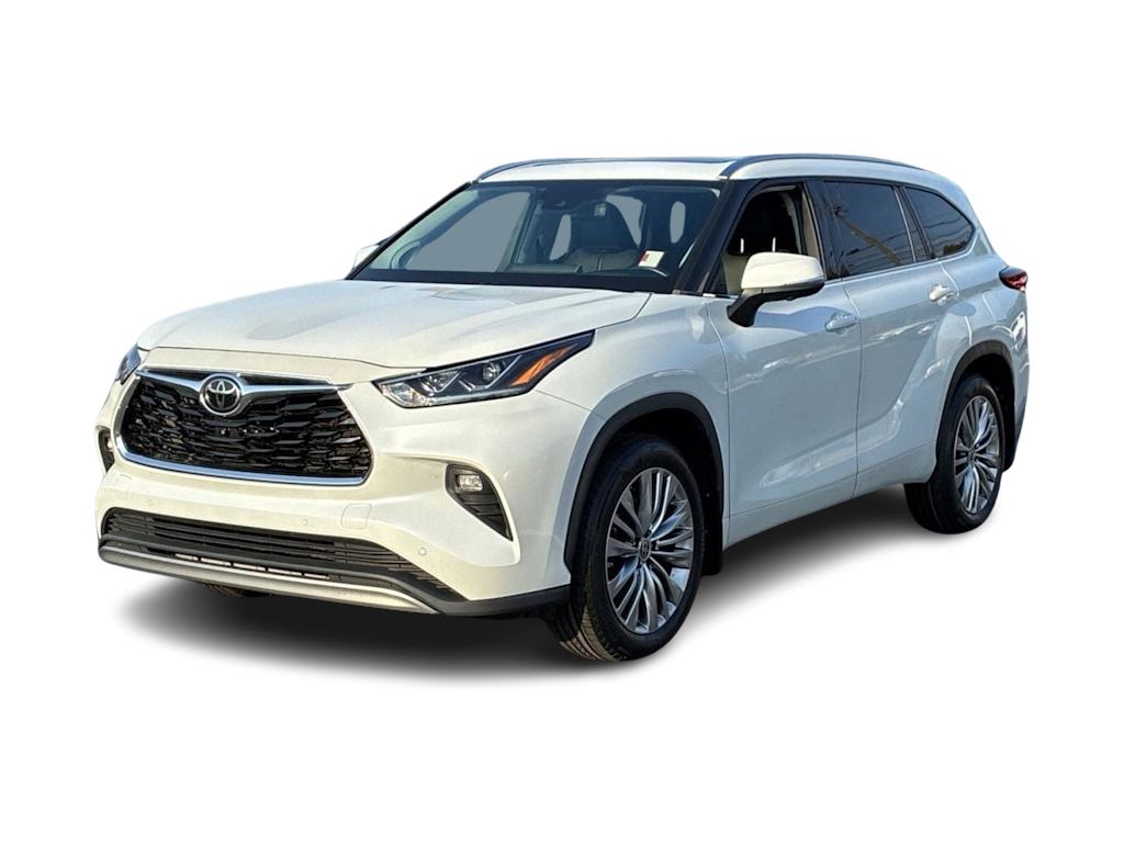 Thumbnail: 2023 Toyota Highlander - 21