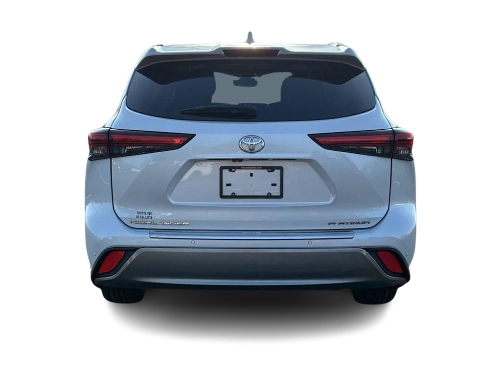 Thumbnail: 2023 Toyota Highlander - 5