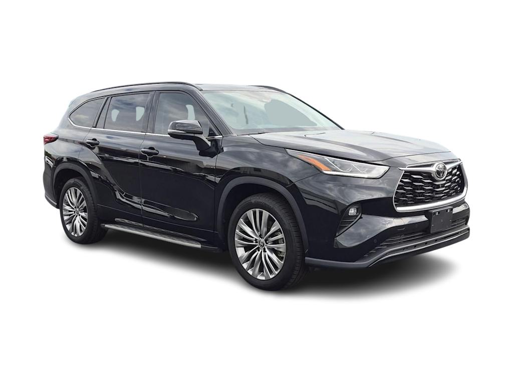 Thumbnail: 2024 Toyota Highlander - 18