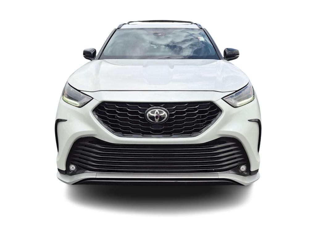 Thumbnail: 2023 Toyota Highlander - 6