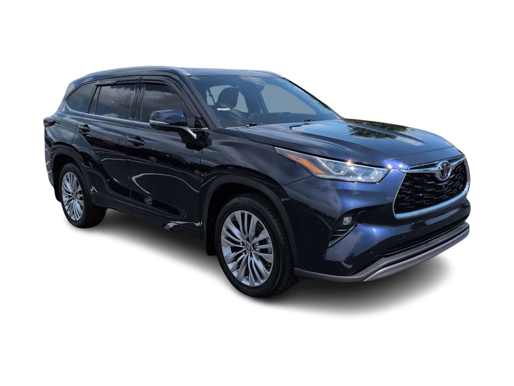 Thumbnail: 2026 Toyota Highlander - 19