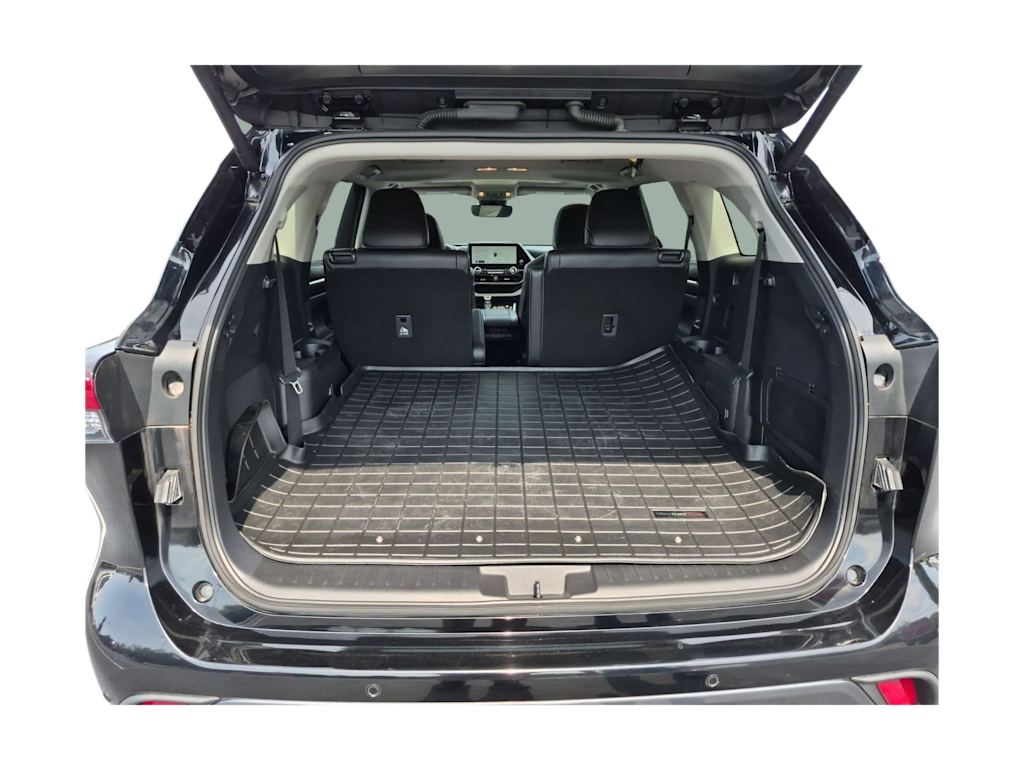 Thumbnail: 2024 Toyota Highlander - 15