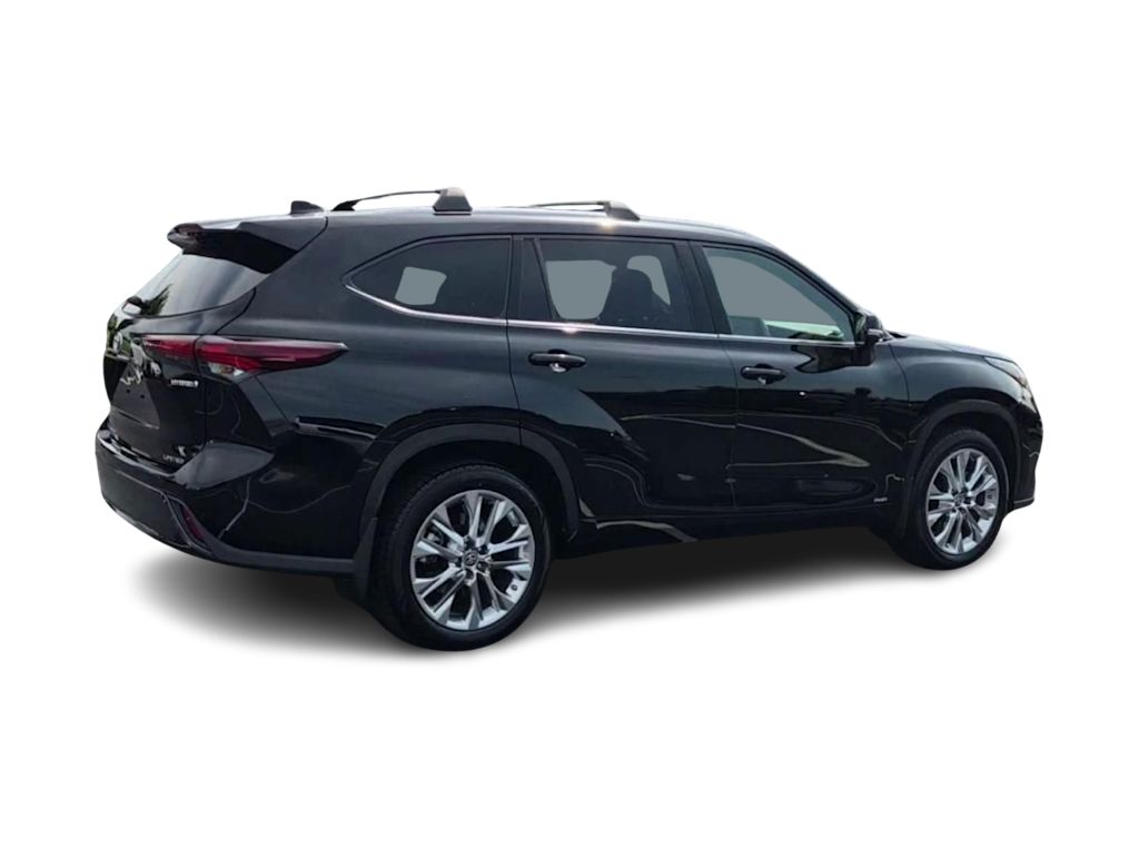 Thumbnail: 2024 Toyota Highlander - 18