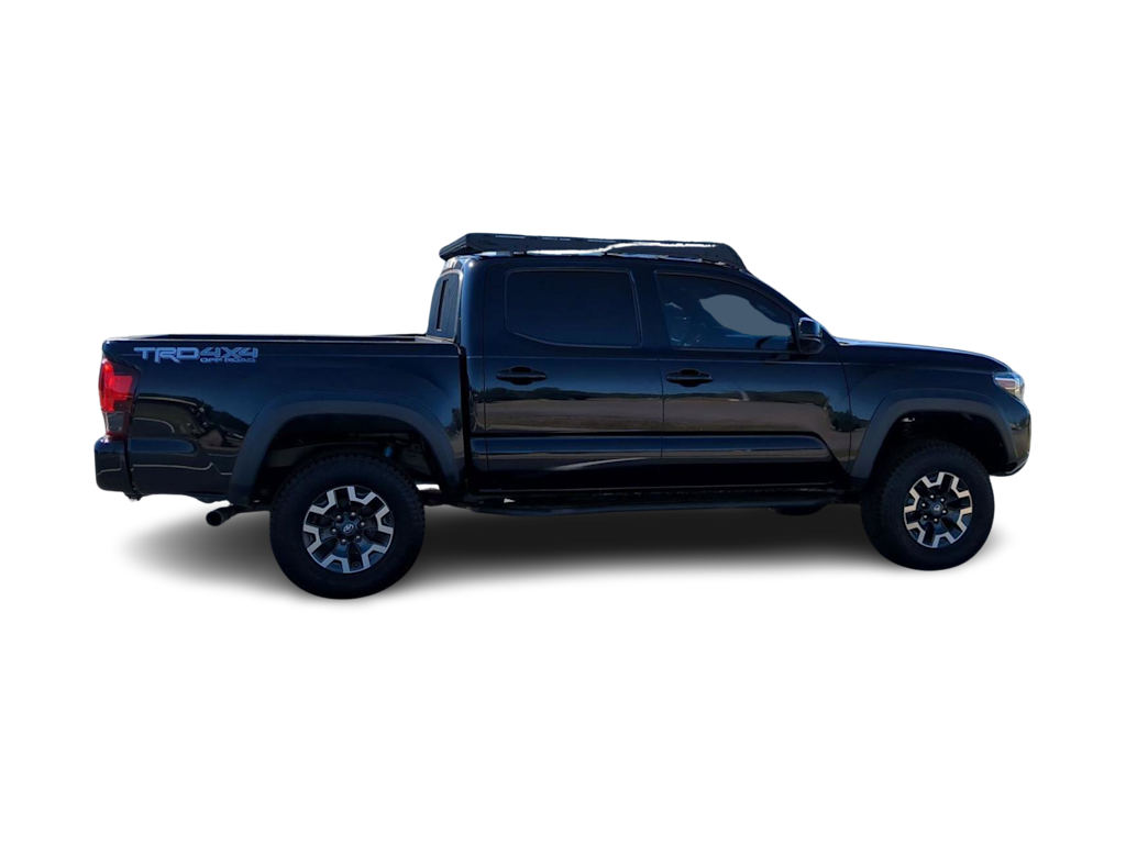 Thumbnail: 2019 Toyota Tacoma - 21