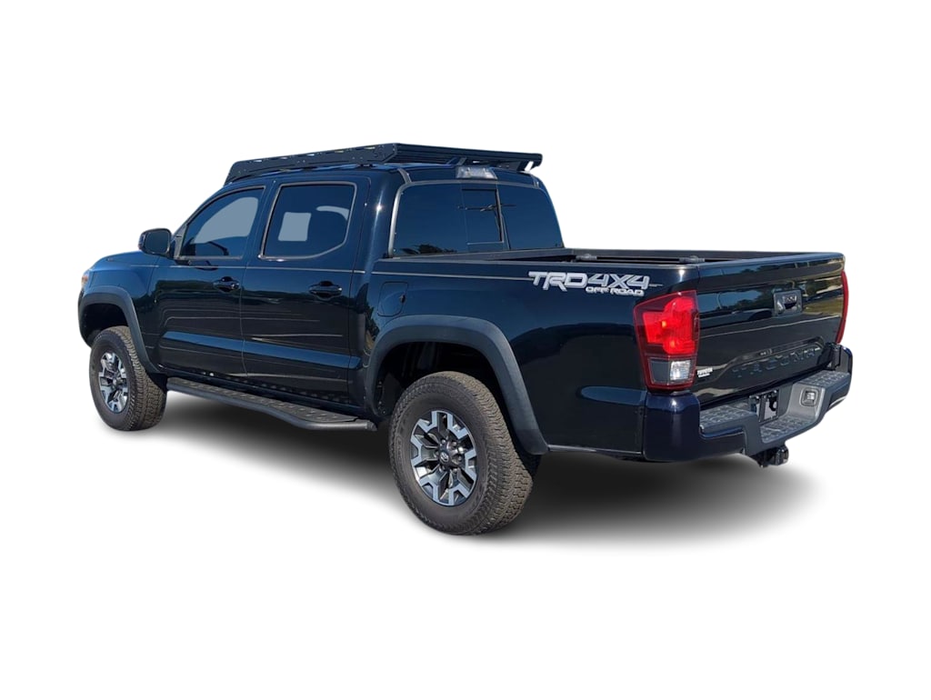Thumbnail: 2019 Toyota Tacoma - 4