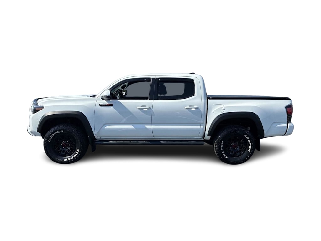 Thumbnail: 2019 Toyota Tacoma - 3