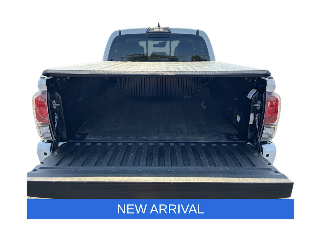 Thumbnail: 2019 Toyota Tacoma - 16