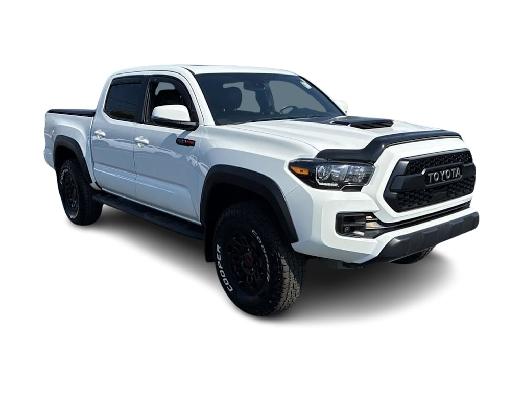 Thumbnail: 2019 Toyota Tacoma - 17