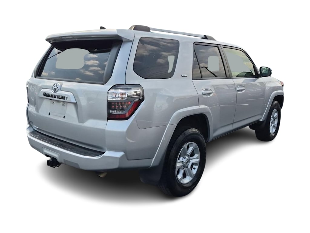 Thumbnail: 2022 Toyota 4Runner - 22