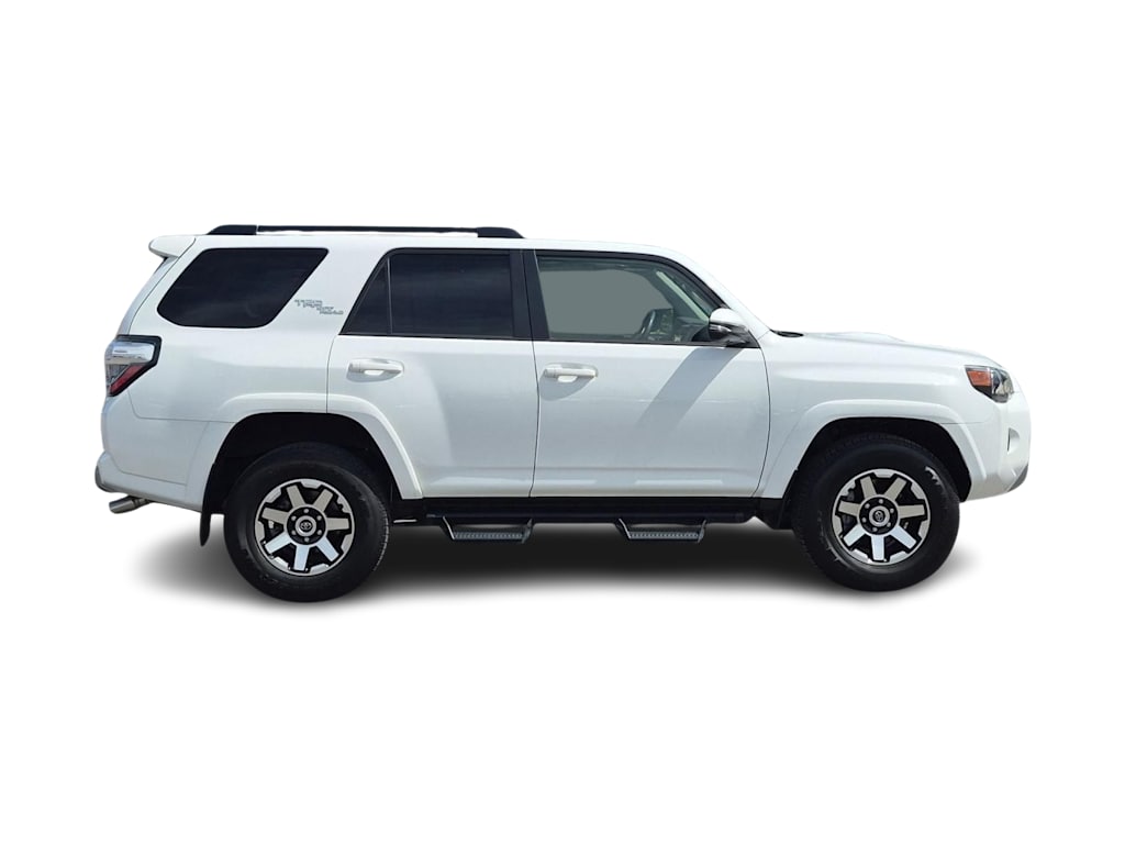 Thumbnail: 2023 Toyota 4Runner - 23