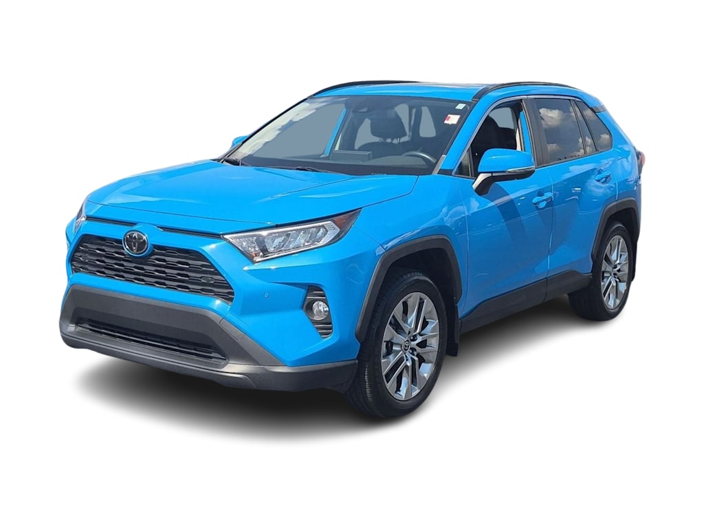 Thumbnail: 2021 Toyota RAV4 - 16