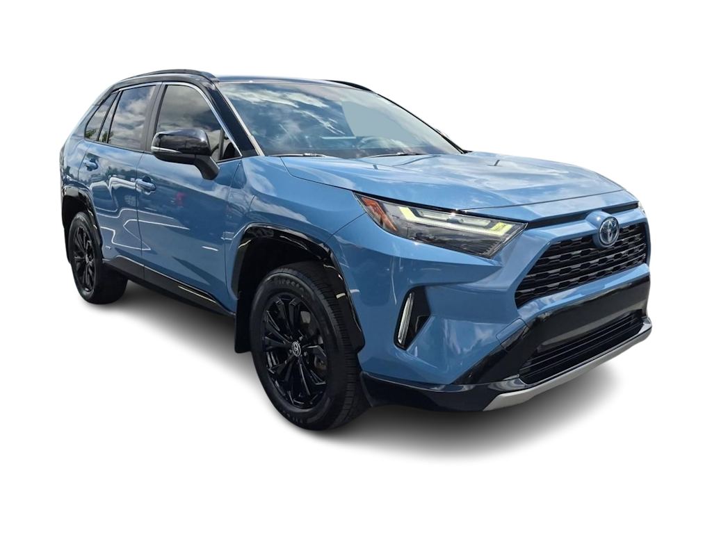 Thumbnail: 2022 Toyota RAV4 - 21