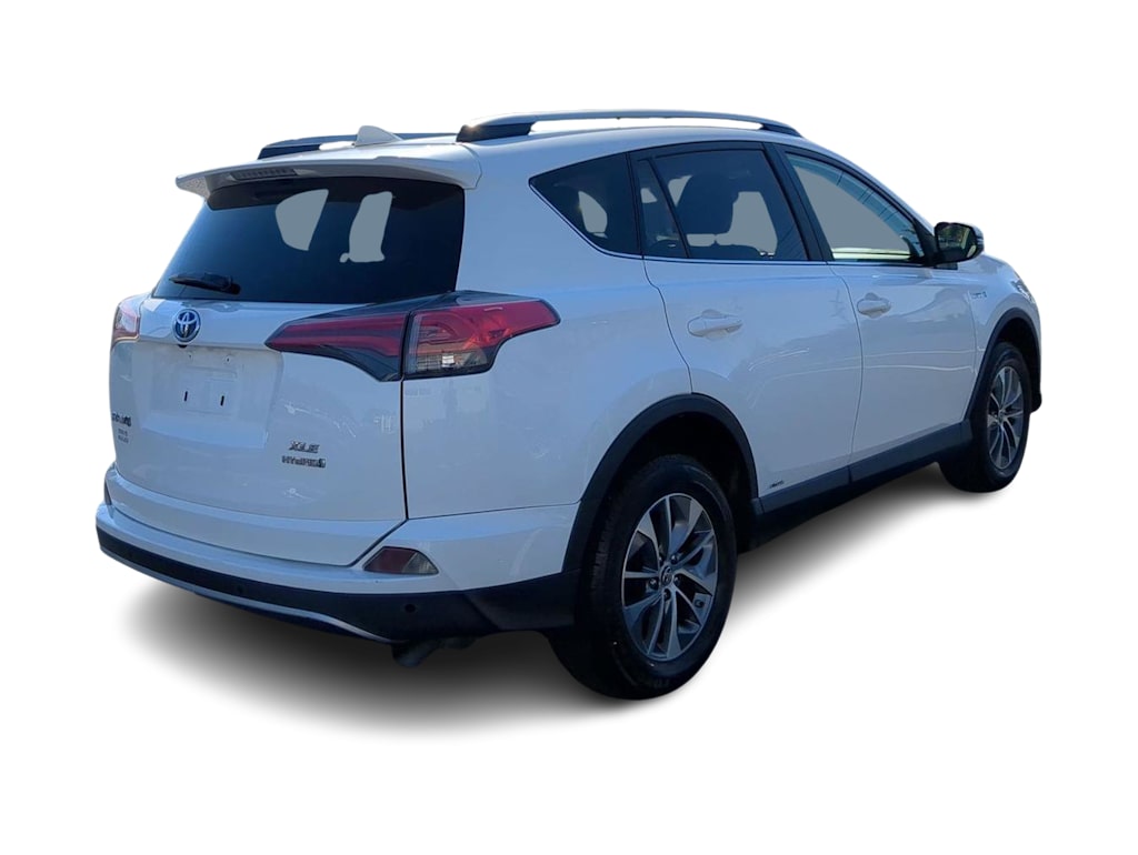 Thumbnail: 2018 Toyota RAV4 - 24