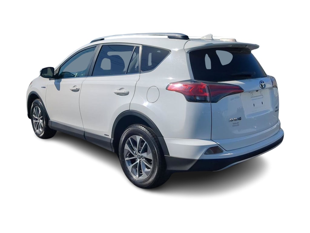 Thumbnail: 2018 Toyota RAV4 - 4