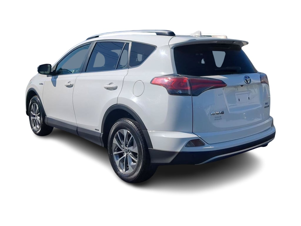 Thumbnail: 2018 Toyota RAV4 - 23