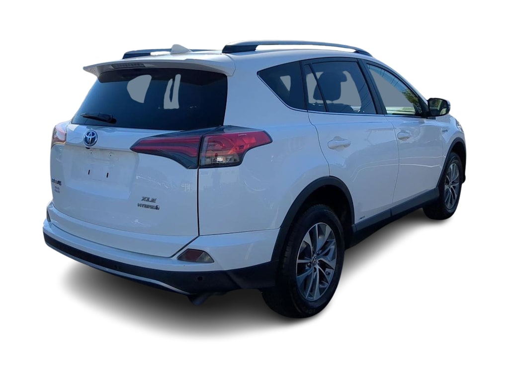 Thumbnail: 2018 Toyota RAV4 - 20