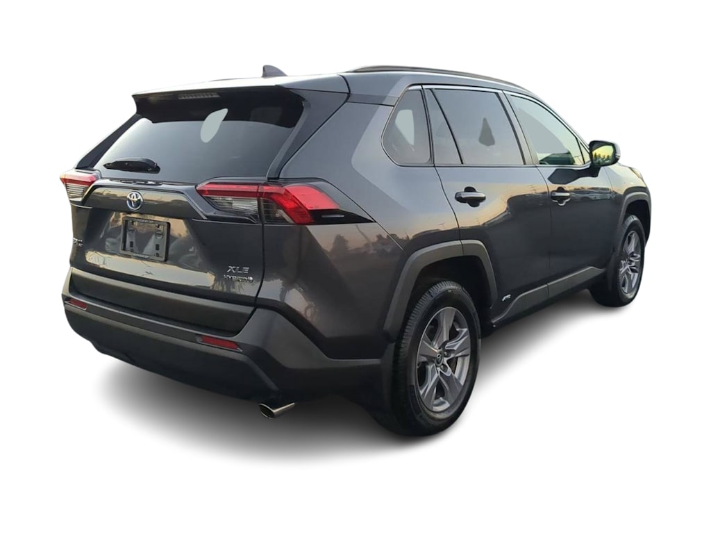Thumbnail: 2022 Toyota RAV4 - 21