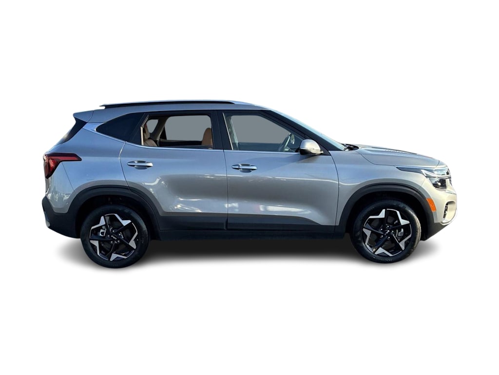 Thumbnail: 2024 Kia Seltos - 23
