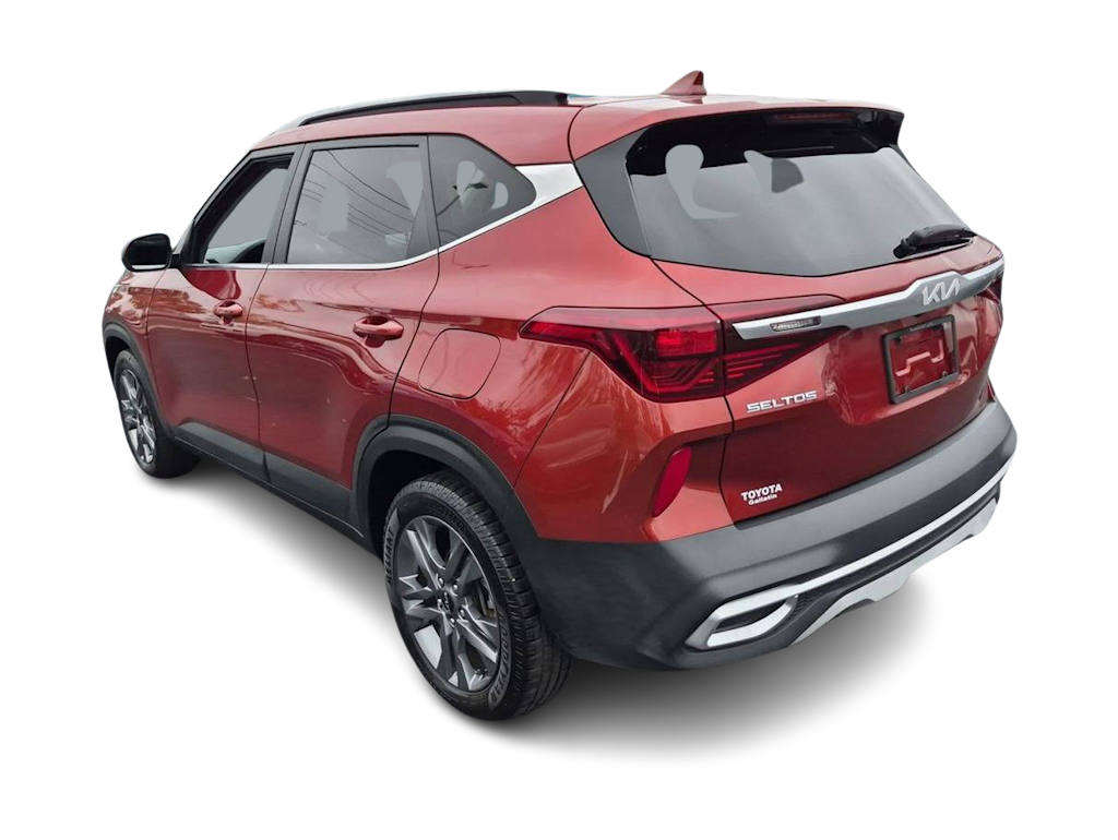 Thumbnail: 2023 Kia Seltos - 4