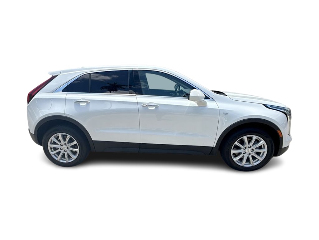 Thumbnail: 2023 Cadillac XT4 - 24