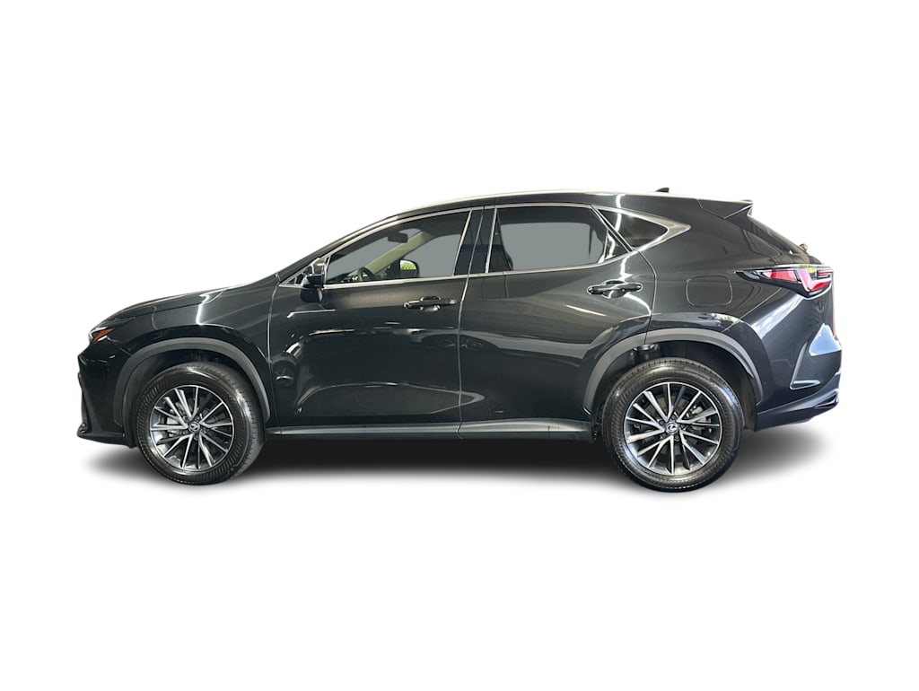 Thumbnail: 2024 Lexus ES - 3